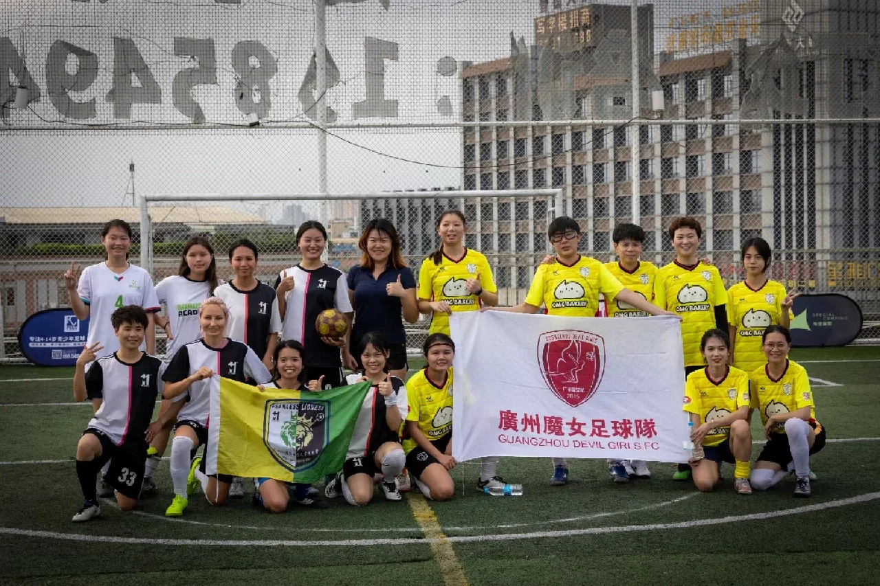 国际女足友谊赛再次火爆开赛