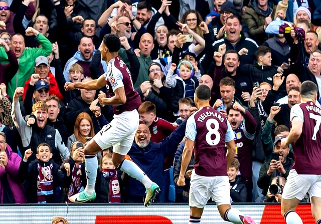 纽卡斯尔主场战平布莱顿，积分继续涨