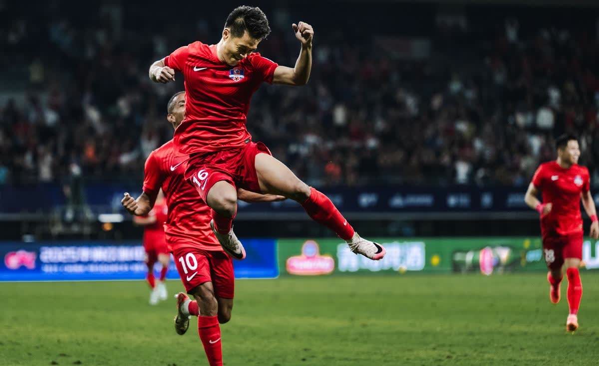 三亿体育体育电竞-出色表现！球员们在场上尽展球技实力