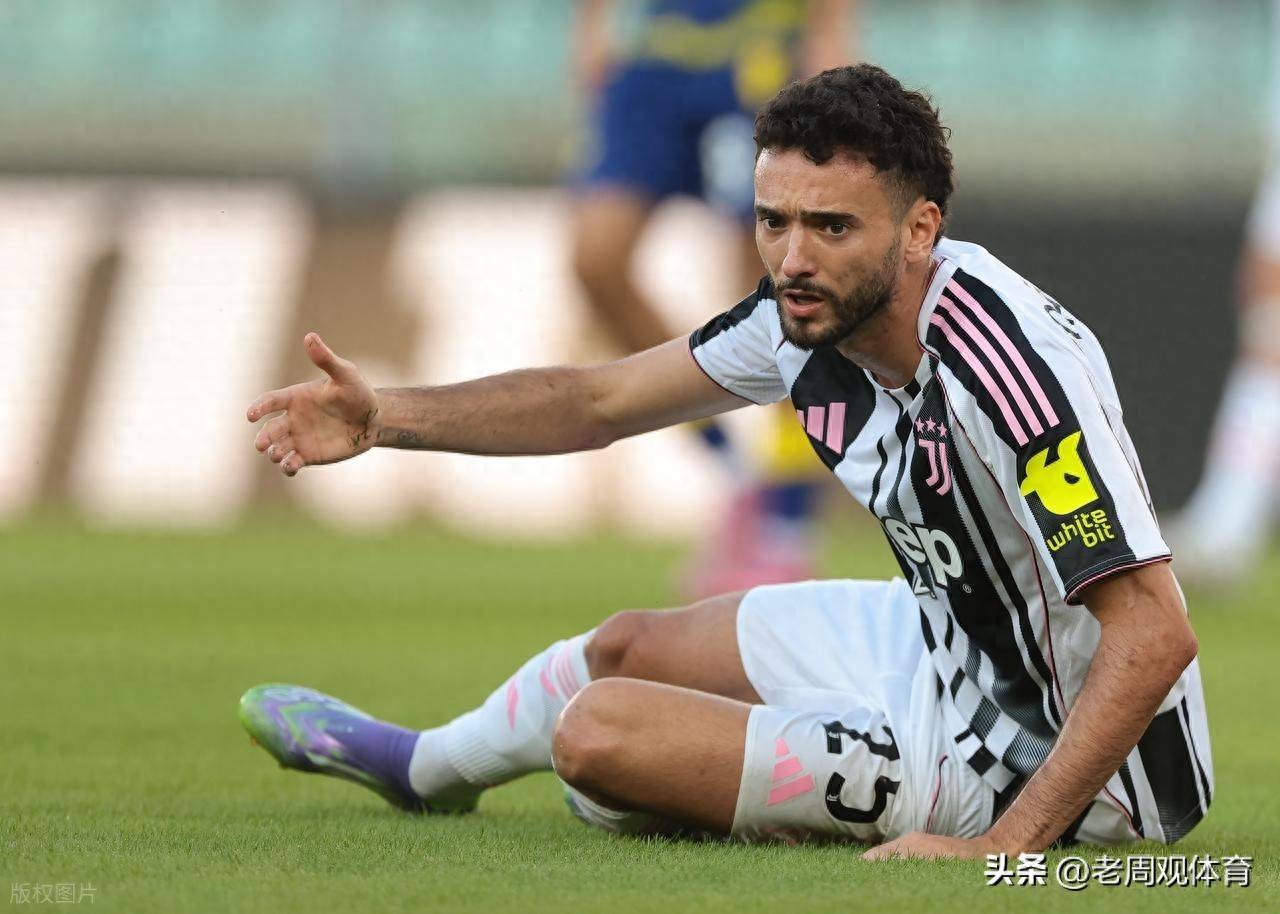 三亿体育体育app-关于尤文图斯中场组织紧密，成功击溃对手反击的信息