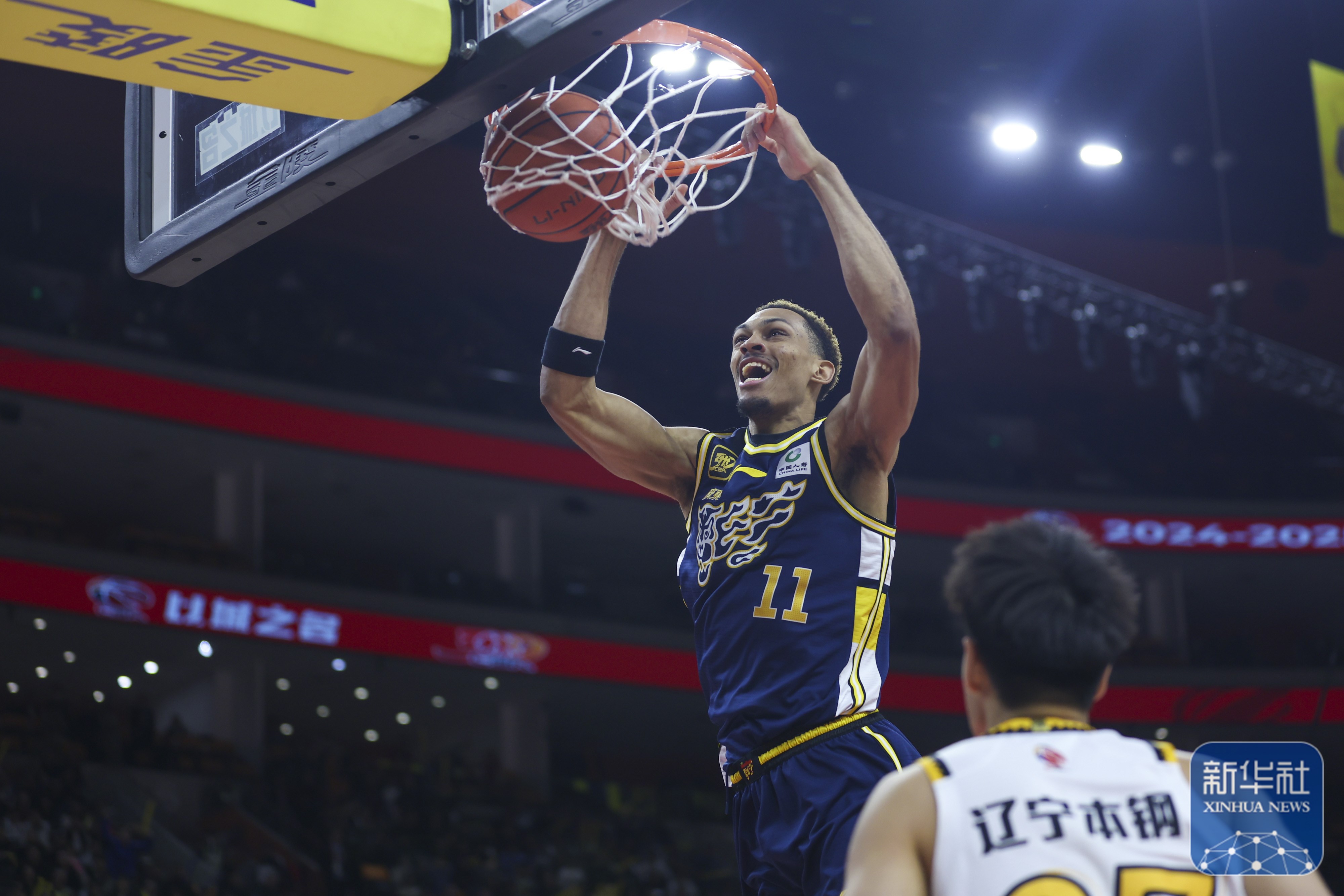 三亿体育体育亚洲官网-广东队成为本场最大亮点，CBA季后赛瞬间破防，爆冷的简单介绍