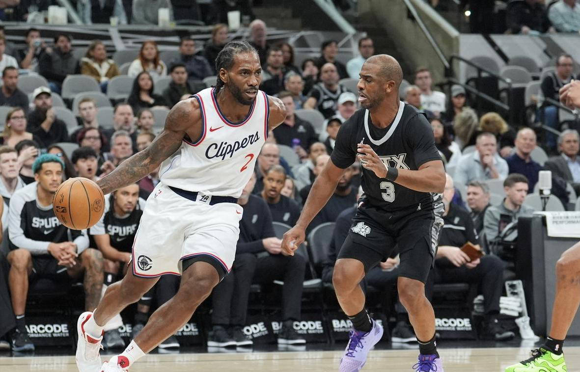 关于火箭前锋拉塞尔：要克服困难才能取得胜利的信息