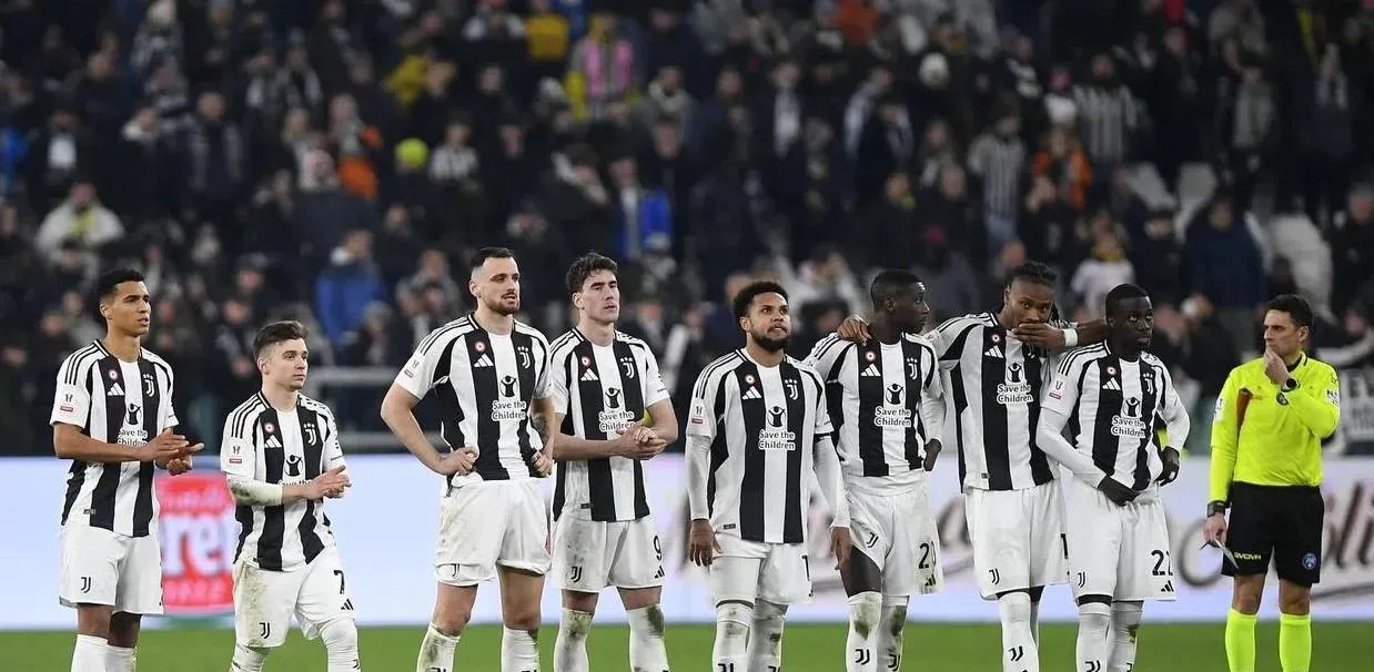 包含尤文图斯队长受伤报销，球队阵容调整的词条