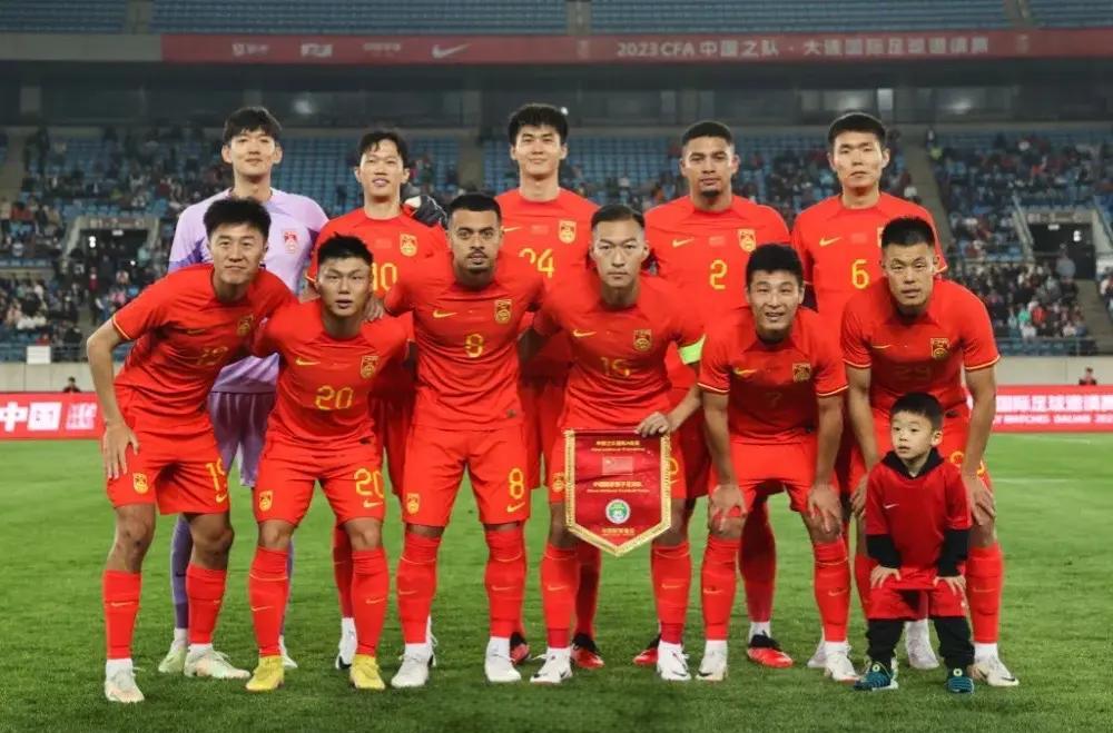 展翅高飞!泰国队战胜哥伦比亚队,成功晋级世界杯 展翅高飞!泰国队战胜哥伦比亚队,成功晋级世界杯