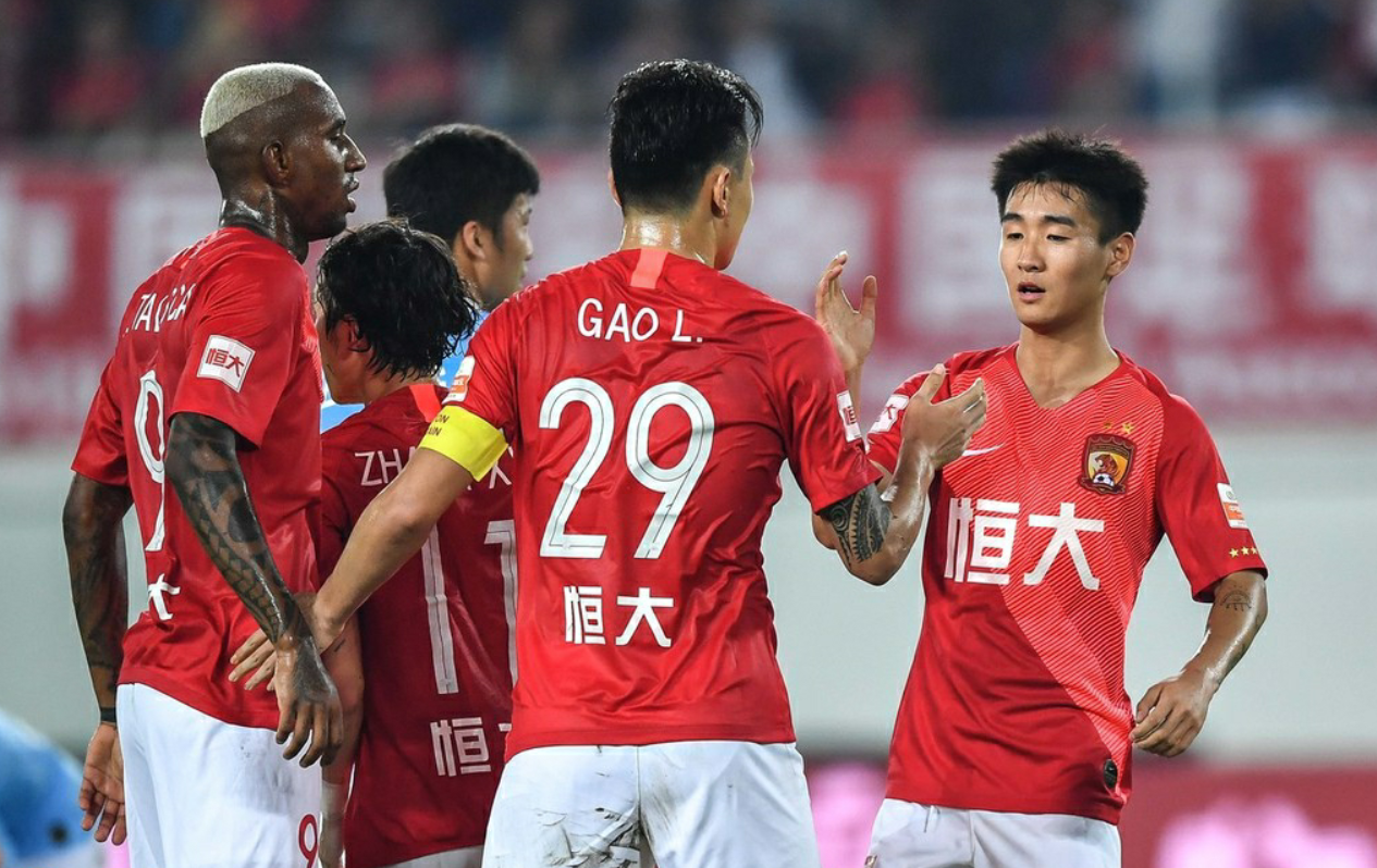 关于广州恒大客场逼平上海泰达，客场一分的信息