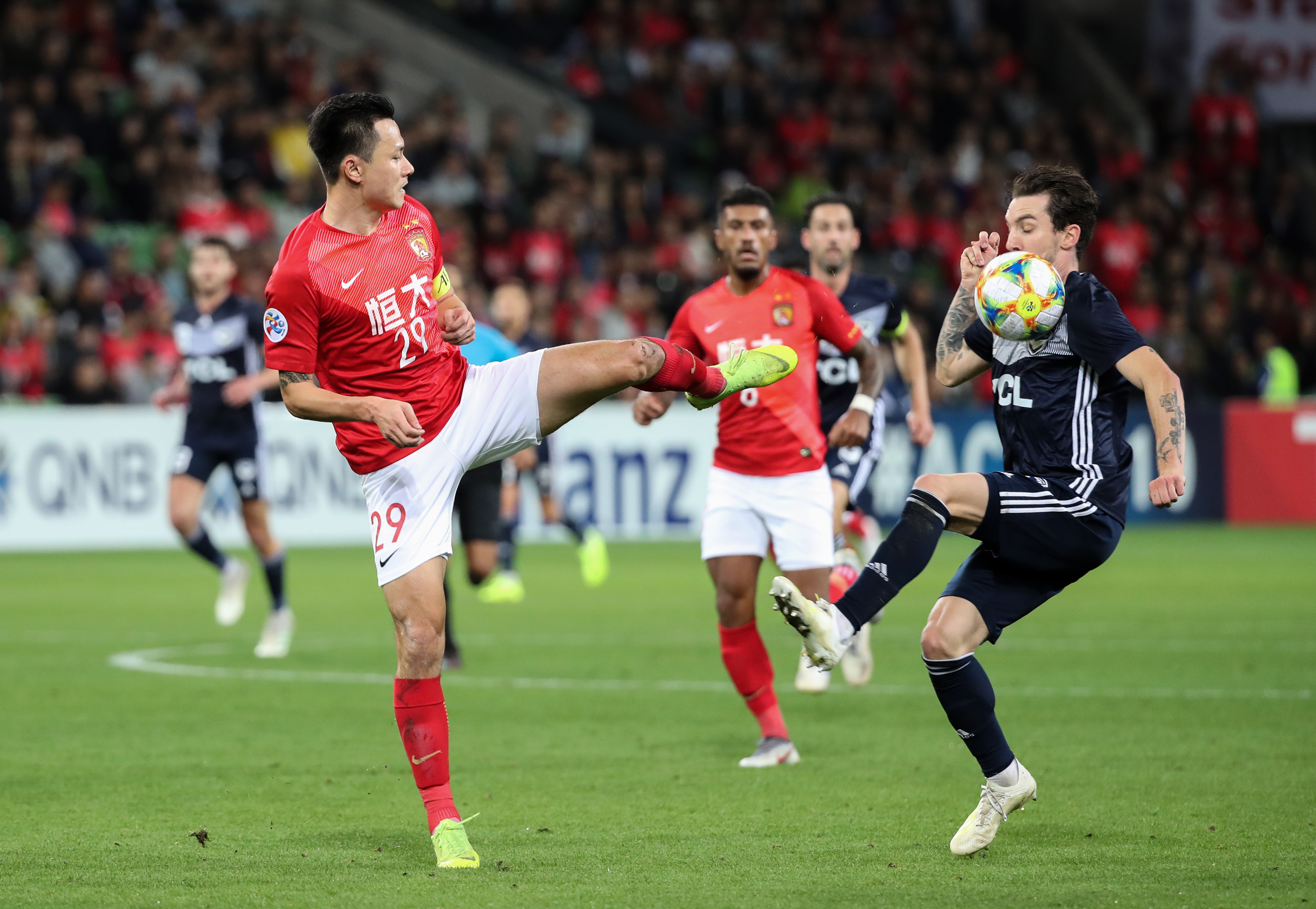 伊朗劲旅实力强劲，亚冠小组赛全面胜利的简单介绍